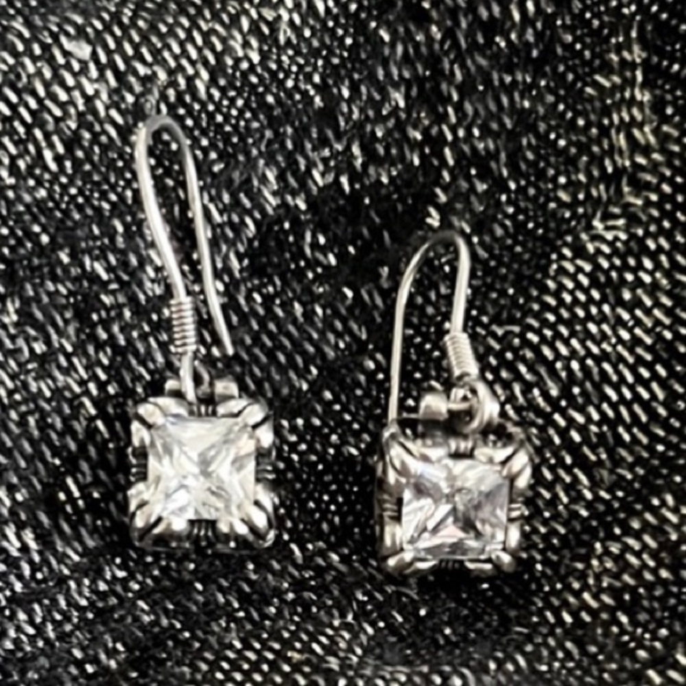 Silpada .925 Rare Vintage Sterling Silver “Uptown” earrings - Picture 9 of 10